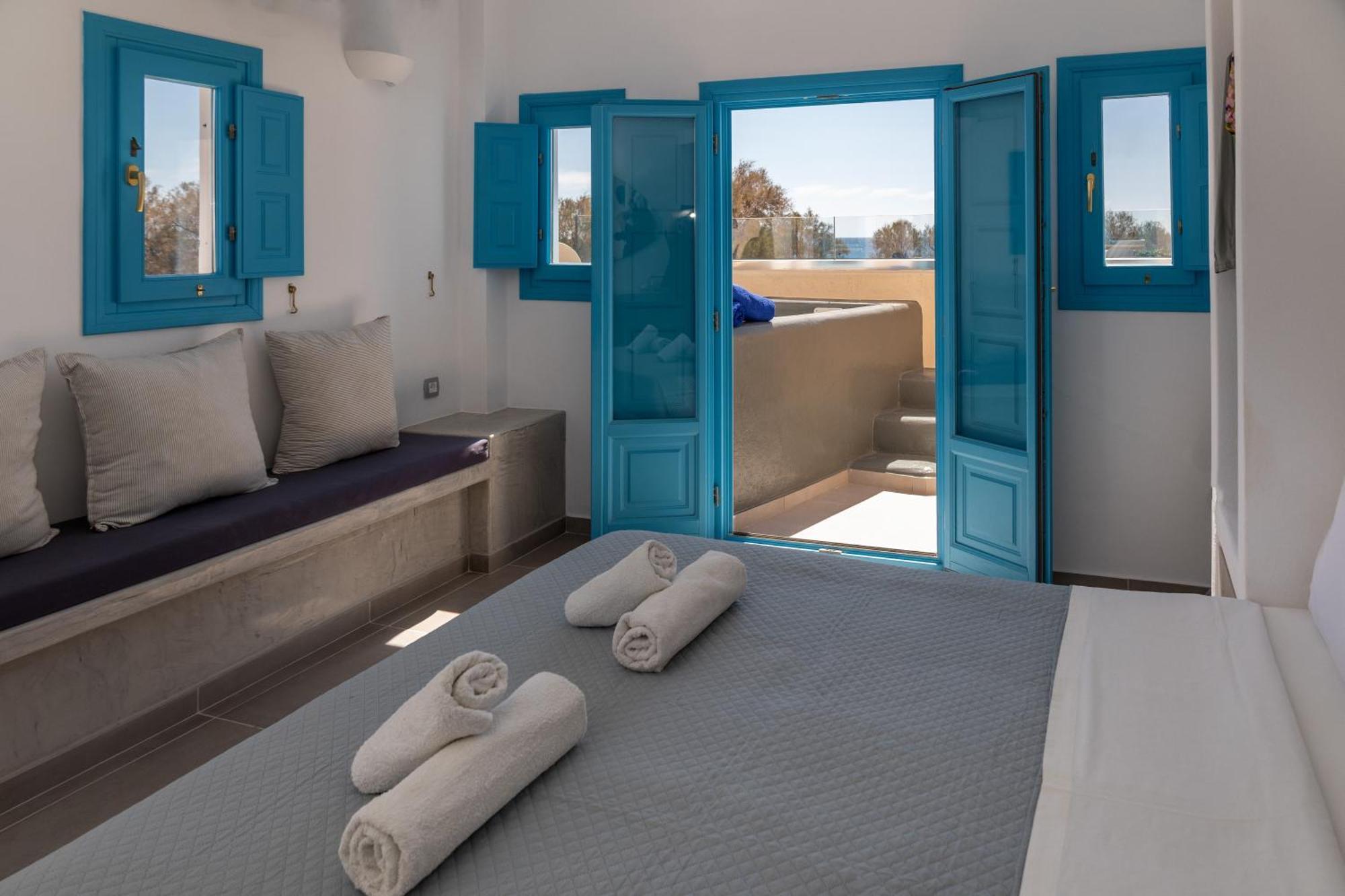 Hotel Bay Perissa (Santorini)
